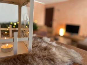 A television and/or entertainment centre at Suite - La Casa del Maestro
