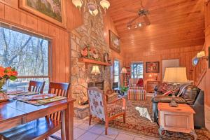 Gallery image of Serene Cabin with Riverfront Views and Access! in Fayetteville