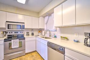 Billede fra billedgalleriet på Resort Condo in Branson with Mountain and Lake Views! i Branson