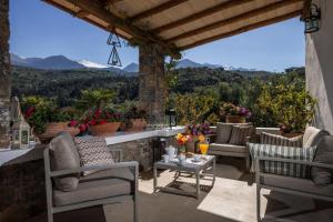 Fotografie z fotogalerie ubytování Villa Kalithea - Elegant Secluded Villa v destinaci Pemónia