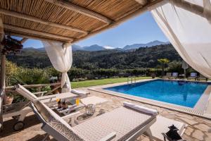 Fotografie z fotogalerie ubytování Villa Kalithea - Elegant Secluded Villa v destinaci Pemónia