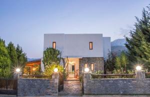 Fotografie z fotogalerie ubytování Villa Kalithea - Elegant Secluded Villa v destinaci Pemónia