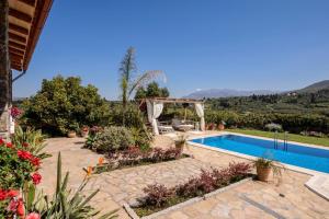 Fotografie z fotogalerie ubytování Villa Kalithea - Elegant Secluded Villa v destinaci Pemónia