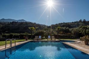 Fotografie z fotogalerie ubytování Villa Kalithea - Elegant Secluded Villa v destinaci Pemónia
