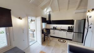 Kuchyň nebo kuchyňský kout v ubytování Yalos luxury home