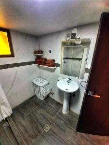 ห้องน้ำของ Zona Sur - Acogedor departamento completo - URBEANDINA