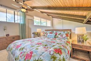 Postel nebo postele na pokoji v ubytování Airy Oceanfront Kailua-Kona Gem with Community Pool + 29 fotografií
