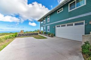 Gallery image of The Aloha Green House Retreat with Ocean Views! in Naalehu