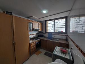 Kuchyň nebo kuchyňský kout v ubytování Appartement Hamria Meknes