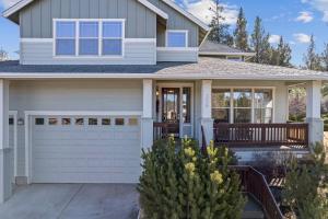 Gallery image of Flagline Trail home in Bend