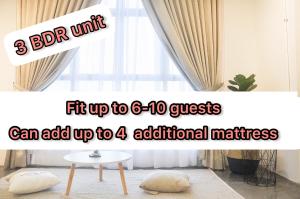 Fotografija v galeriji nastanitve Yong Peng homestay 永平民宿- 3 Bedroom Shoplot converted BnB at level 1 &2, for business travellers, Street Parking, WIFI, 1 min to KFC & MCD v mestu Yong Peng