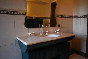 A bathroom at Villa Caterina