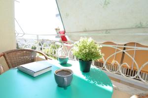 Balkón alebo terasa v ubytovaní Stathmos Larissis C, a cozy 2BR Apartment, Close to Metro Station. 6
