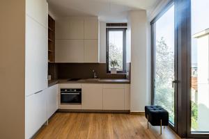 Kuchyň nebo kuchyňský kout v ubytování 302- HiEndAccomodation-TopLocation