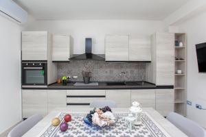A kitchen or kitchenette at Casa Francesco