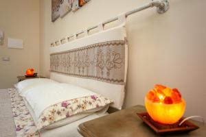 A bed or beds in a room at Casa Francesco