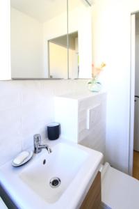 Ванная комната в Charming 2-Room 21m Comfort Sacré-Cœur View