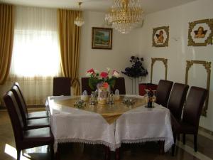 Posezení v ubytování Hotel Wellness & Spa Angelo Gabriel