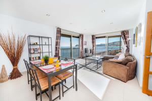 Et opholdsområde på Apartamento Bellavista Puerto 2A