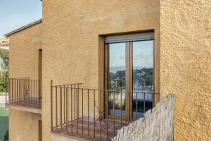 Balkón alebo terasa v ubytovaní Apartamento residencial 2º 2ª