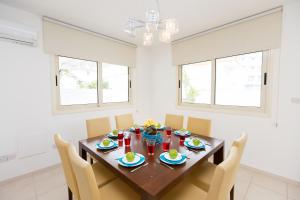 Fotografie z fotogalerie ubytování Pernera Holiday Villa 588 v destinaci Paralimni