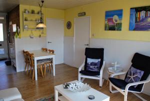 Et opholdsområde på Appartement Walvis nr. 12 + 9 billeder