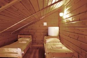 Postel nebo postele na pokoji v ubytování Topcamp Havblikk - Helgeland