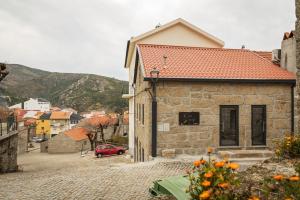 Foto da galeria de Casas Puro Granito em Sabugueiro