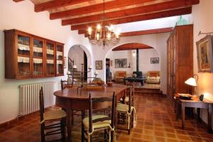 A seating area at Can Guillo