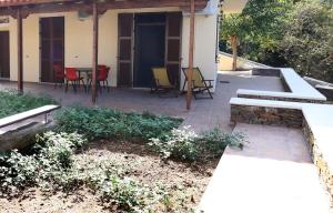 A garden outside Villa Sophia