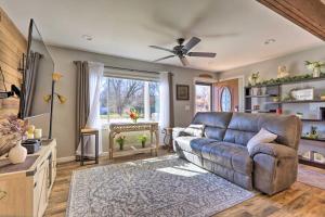 Gallery image of Quaint Creekside Cottage with Porch and Backyard! in Lexington