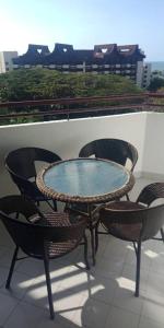 Balkón nebo terasa v ubytování GALAXY HOME Batu Ferringhi