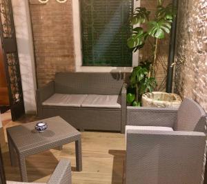 A seating area at Hotel Ariel Silva
