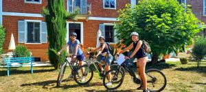 Hostia v ubytovaní Bed & Tours Dimora di campagna