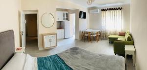 Posezení v ubytování N&N Apartment + 7 fotografií