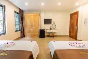 Gallery image of Cat Ba Rose Nhung Hotel in Cat Ba