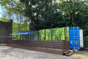 Zahrada ubytování Shipping Container Hotel at Haw Par Villa GoogleMap Address 27 Zehnder Road Taxi and cars can only enter via Zehnder Road