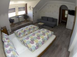 Φωτογραφία από το άλμπουμ του Gästehaus Siener σε Weyher +10 φωτογραφίες