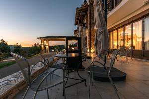 Balkón alebo terasa v ubytovaní Nymfasia Resort