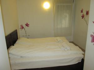 Cama o camas de una habitación en Apartment Tal in the Judean Desert