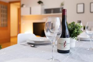 Nápoje v ubytování Apartamento Albelda Centro