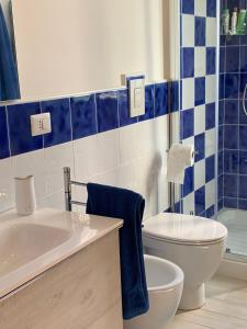 A bathroom at La porta delle Eolie