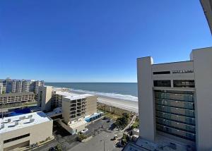Sand Dunes by Palmetto Vacations
