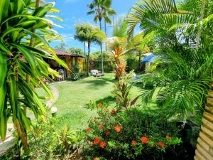 Jardín al aire libre en Aldeia Tropical