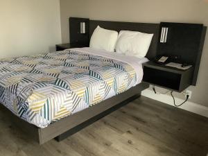 Motel 6-Memphis, TN - East客房内的一张或多张床位