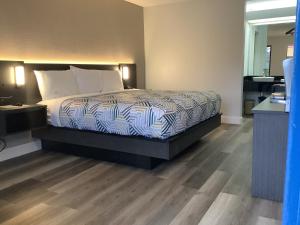 Motel 6-Memphis, TN - East客房内的一张或多张床位