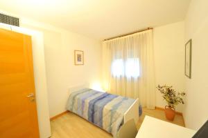 A bed or beds in a room at Bed and Breakfast La Sosta