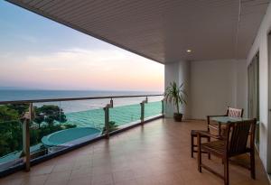 Gallery image of Royal Beach View in Pattaya South