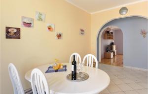 Fotografie z fotogalerie ubytování Nice Apartment In Pula With Wifi v destinaci Pula