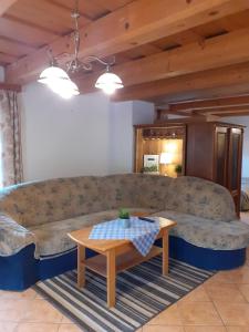 Posedenie v ubytovaní Apartmán u potoka